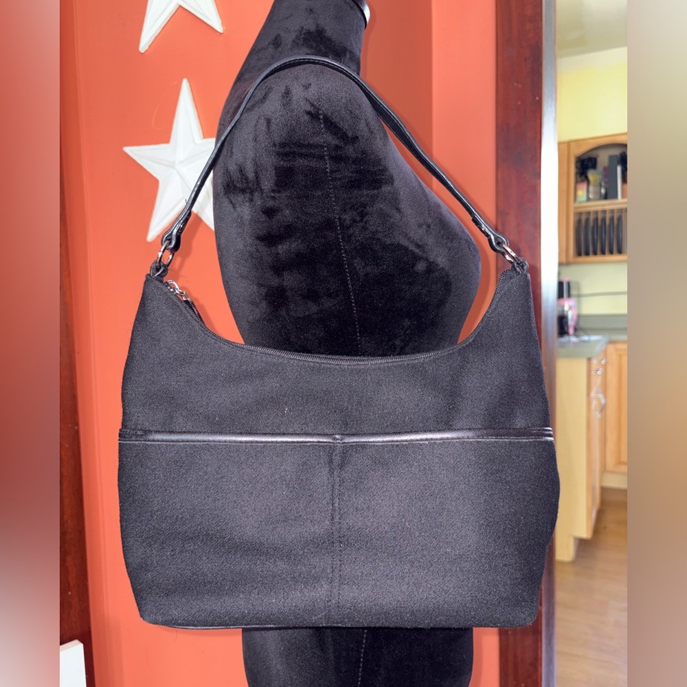 Sonoma Black Shoulder Bag